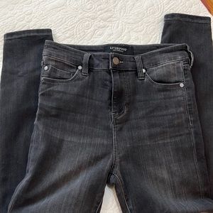 Liverpool Women's Skinny Jeans - Dark Gray